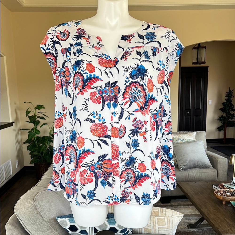 Daniel Rainn Floral Notch-Neck Cap Sleeve Top - White with Red & Blue Bloom